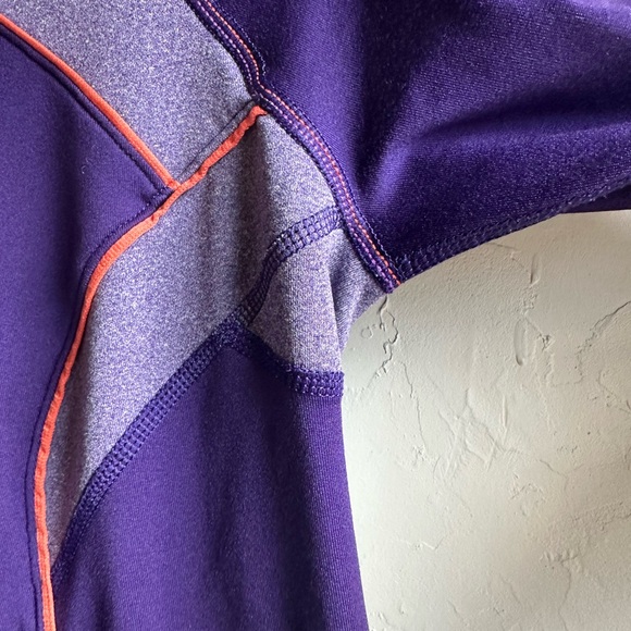 Mountain‎ Hardware Purple Hooded Form Fitting Jacket Women's Small - Picture 3 of 12